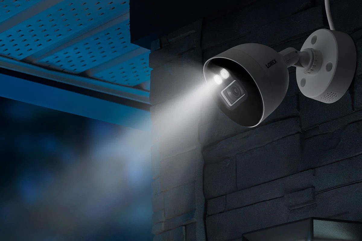 Lorex 4K Smart Deterrence CVI Wired Bullet Camera - Image 7