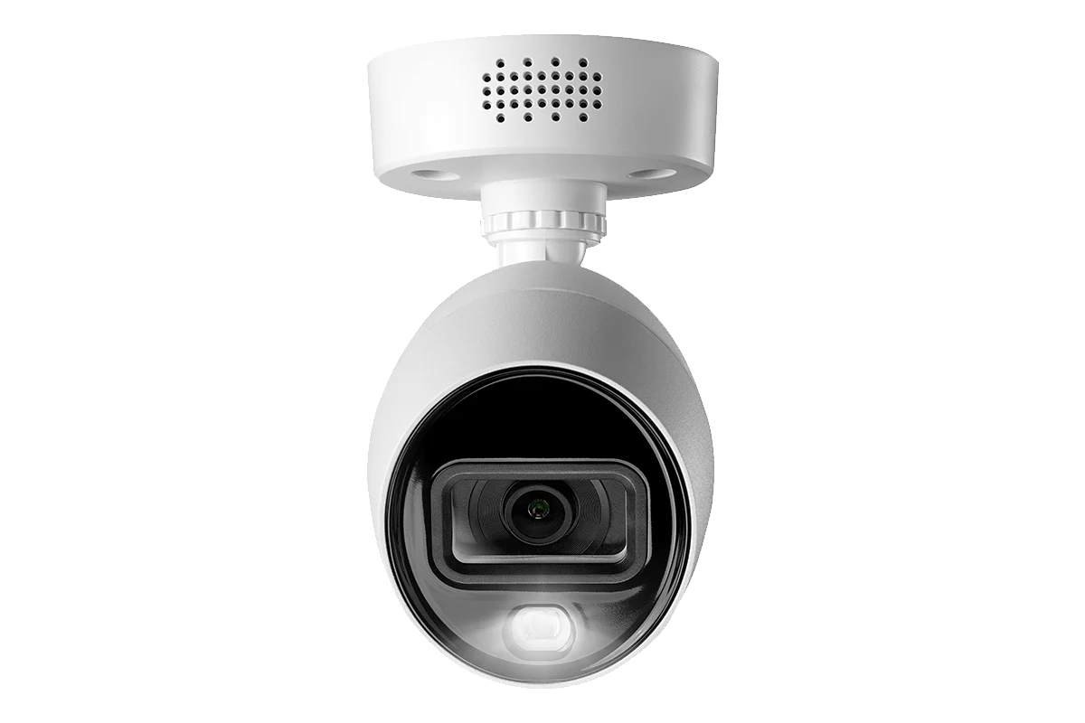 Lorex 4K Analog Active Deterrence Security Camera - Image 3