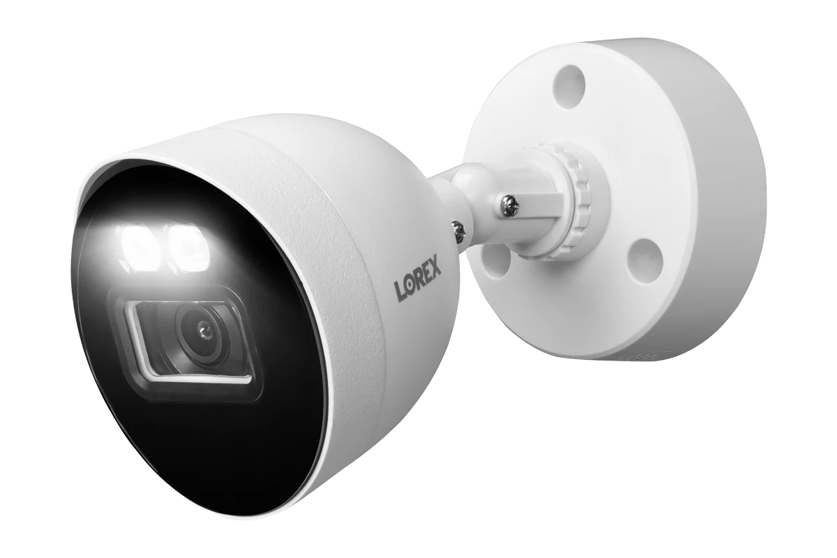 Lorex 4K Smart Deterrence CVI Wired Bullet Camera - Open Box - Image 4